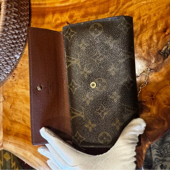 Louis Vuitton vintage monogram international long wallet converted Crossbody - Picture 7 of 16